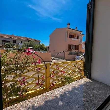 For In Costa Smeralda Апартаменти Ольбія