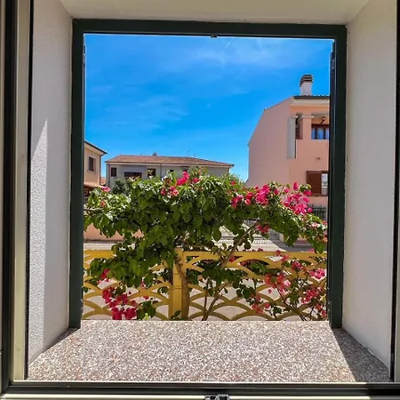 For In Costa Smeralda Апартаменти Ольбія