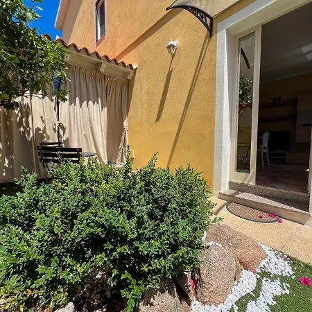 Апартаменти For In Costa Smeralda *
